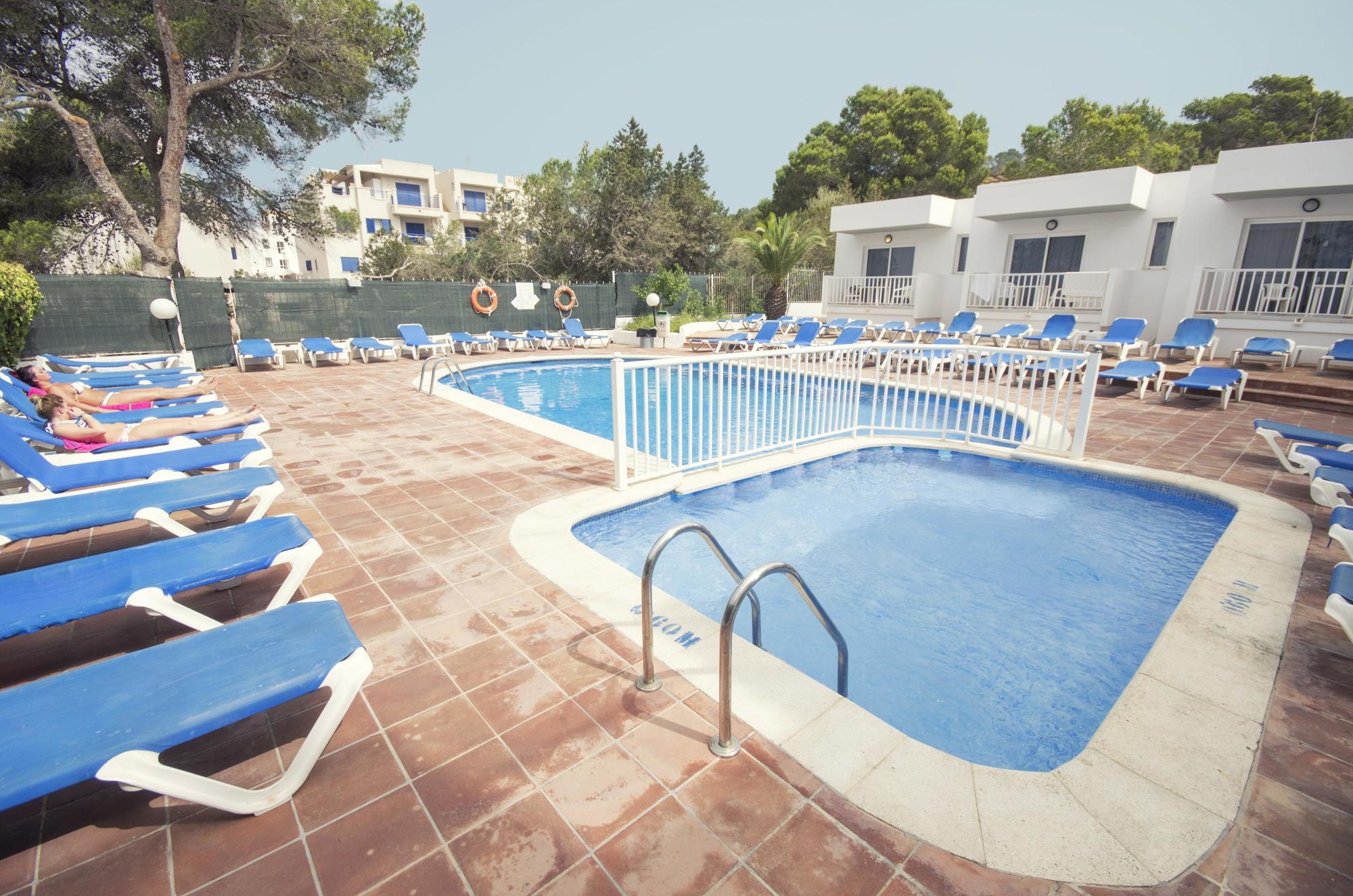 Aparthotel Wi-Ki-Woo (Adults Only) San Antonio Abad Exterior foto